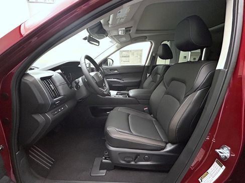 New 2026 Nissan Pathfinder SL AWD/4WD image 10