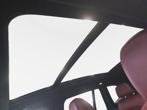 Used 2023 BMW X3 sDrive30i w/ M Sport Package image 22