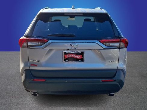 Used 2024 Toyota RAV4 XLE FWD image 5