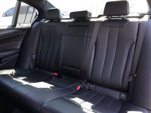 Used 2018 BMW M5 w/ Executive Package image 9