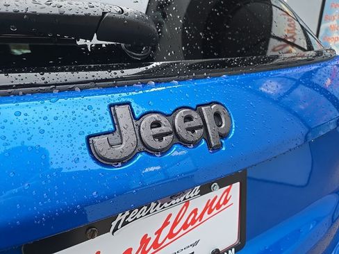 New 2026 Jeep Compass Latitude AWD/4WD image 20