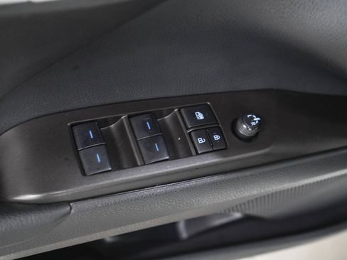 Used 2024 Toyota Camry SE FWD image 18