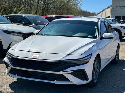 Used 2024 Hyundai Elantra SEL