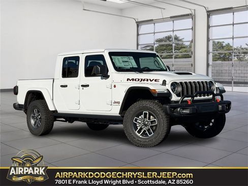 New 2025 Jeep Gladiator Mojave image 1