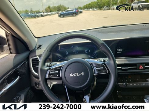 Certified 2025 Kia Seltos S FWD image 21