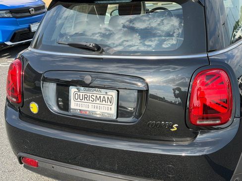 Used 2024 MINI Cooper SE FWD image 11