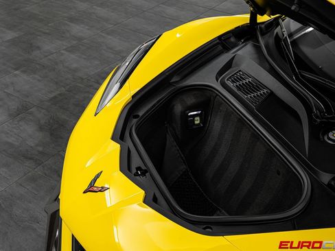 Used 2026 Chevrolet Corvette Z06 RWD image 12
