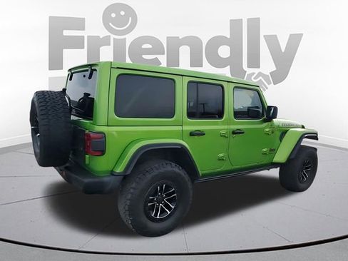 Used 2025 Jeep Wrangler Unlimited Rubicon AWD/4WD image 5