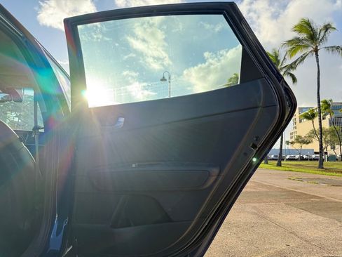 Used 2020 Kia Optima Premium image 16