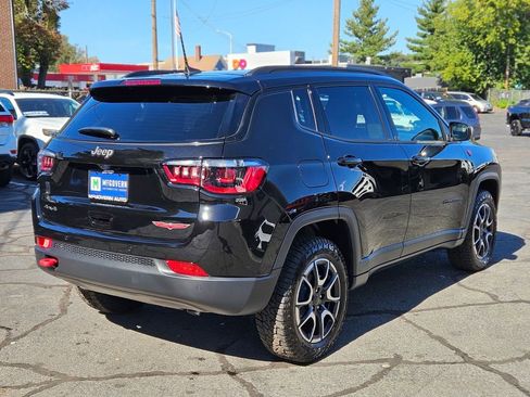 New 2026 Jeep Compass Trailhawk image 5