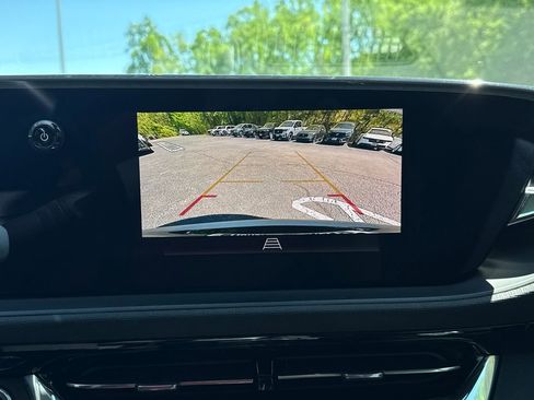 Used 2025 Buick Envista Sport Touring FWD image 22