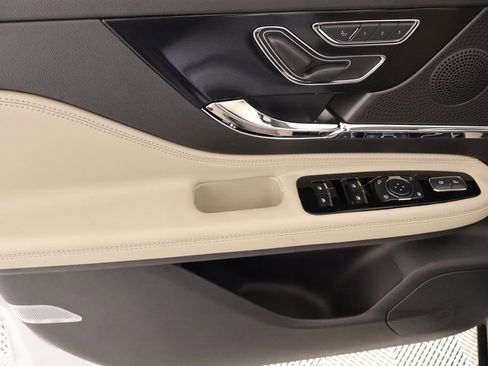 New 2026 Lincoln Corsair Reserve FWD image 16