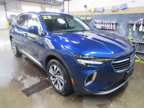 Used 2023 Buick Envision Essence image 1