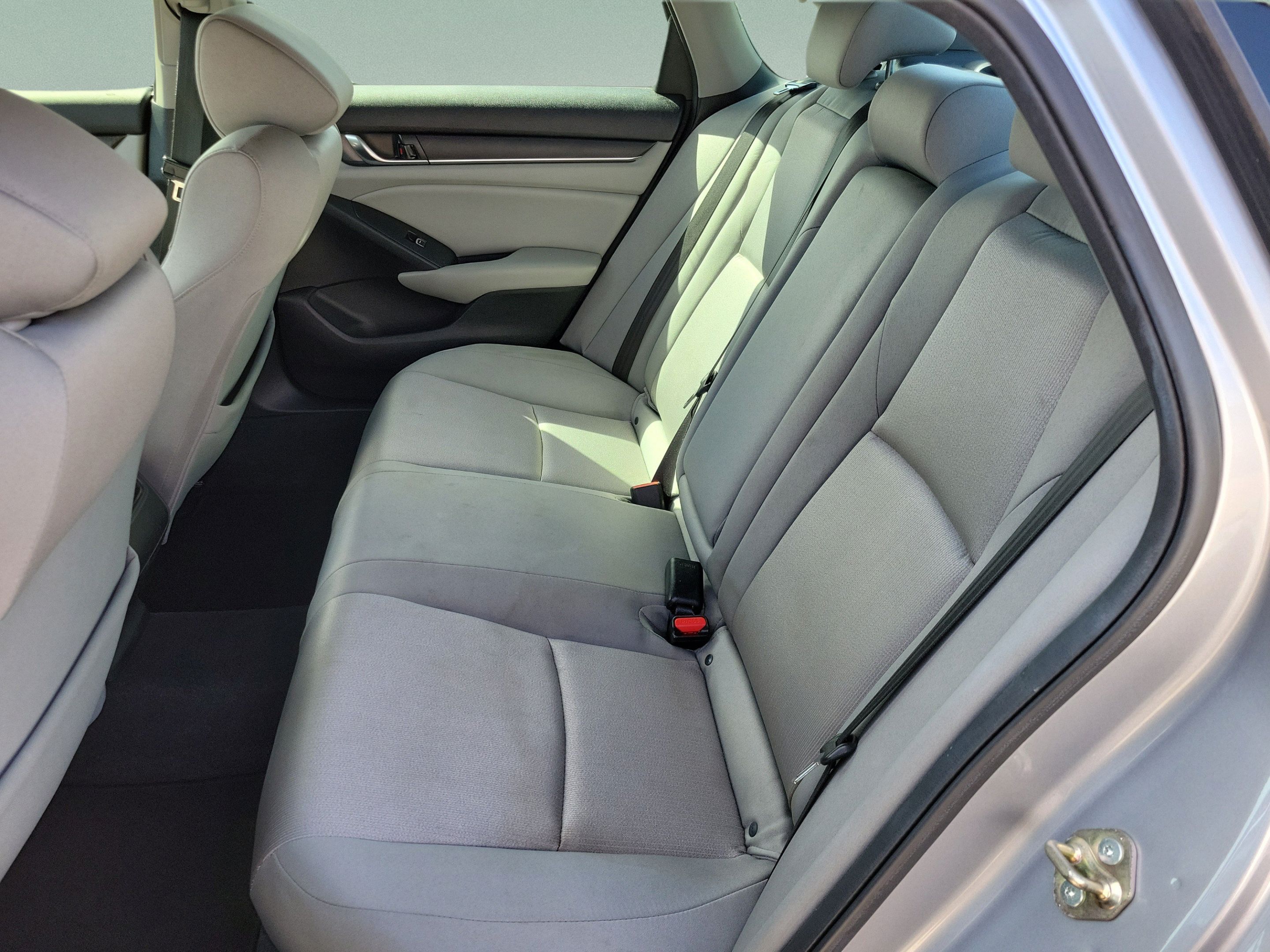Used 2020 Honda Accord EX image 12