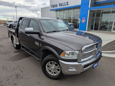 Used 2018 RAM 2500 Laramie image 4