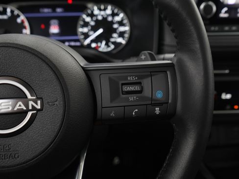 Used 2024 Nissan Rogue SV w/ SV Premium Package AWD/4WD image 27