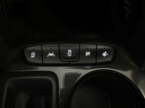 Used 2025 Chevrolet TrailBlazer LT w/ Driver Confidence Package FWD image 24