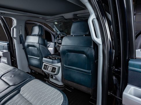 Used 2023 Ford F450 Limited w/ FX4 Off-Road Package image 32