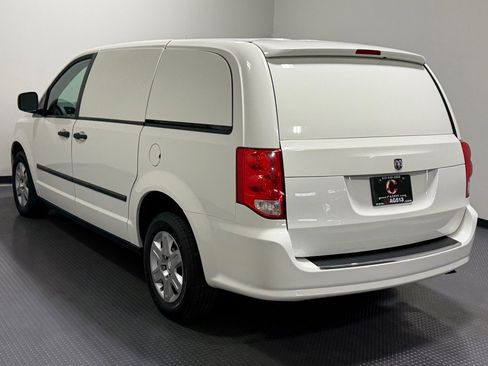 Used 2013 RAM C/V Tradesman image 7