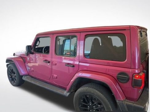 Used 2022 Jeep Wrangler Unlimited Sahara w/ Cold Weather Group image 6