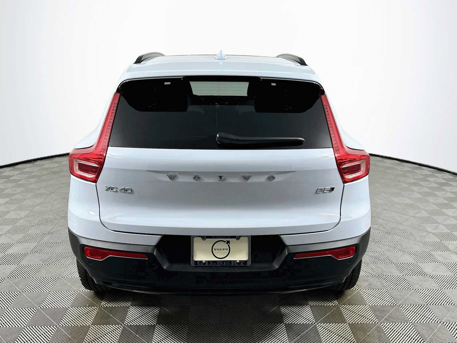 Used 2026 Volvo XC40 B5 Plus w/ Protection Package Premier AWD/4WD image 6