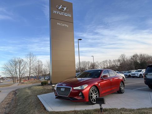 Used 2019 Genesis G70 2.0T Advanced w/ Dynamic Package image 3