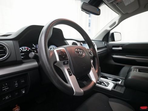 Used 2020 Toyota Tundra SR5 image 7