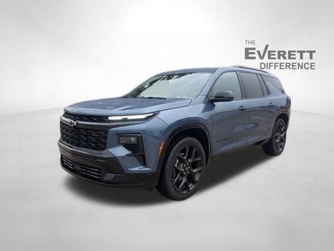 Used 2026 Chevrolet Traverse RS FWD image 3