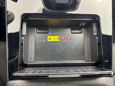 Used 2024 Toyota bZ4X XLE image 25