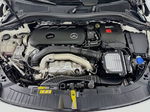 Certified 2026 Mercedes-Benz GLA 250 4MATIC image 12