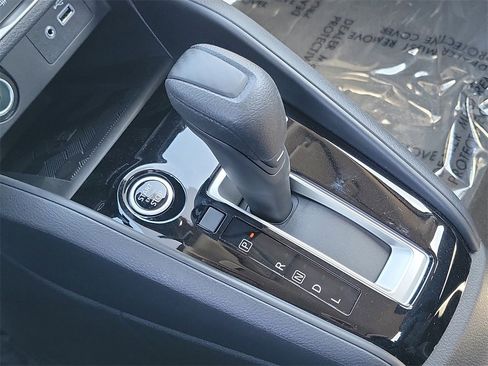 New 2025 Nissan Versa SV w/ Trunk Package image 11