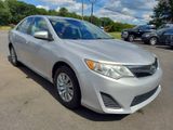 Used 2014 Toyota Camry LE image 3