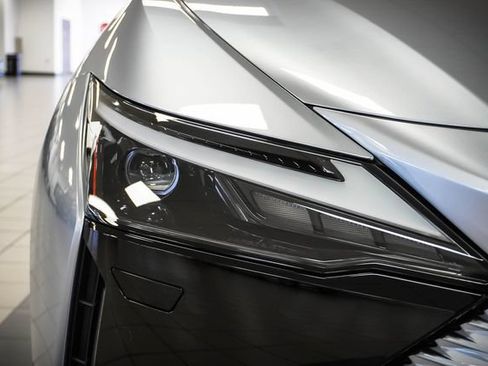 Certified 2026 Lexus RZ 450e AWD image 29