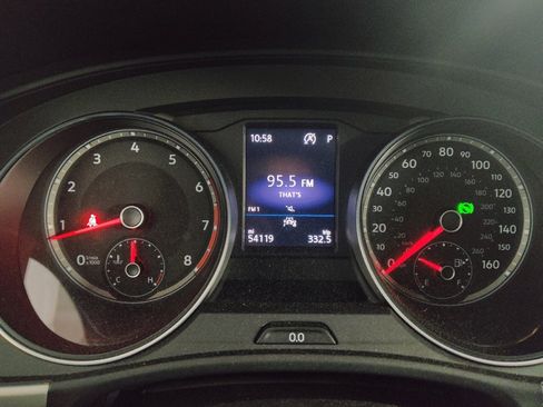 Used 2021 Volkswagen Atlas S image 23