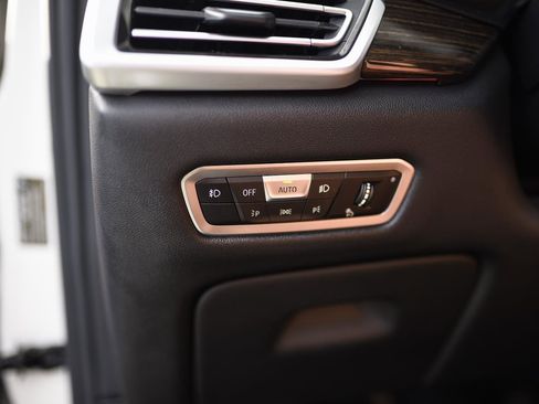 Used 2021 BMW X5 xDrive45e w/ Premium Package 3 image 29