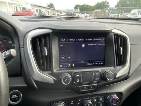 Used 2022 GMC Terrain SLT FWD image 25