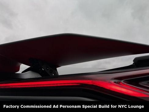 Used 2024 Lamborghini Revuelto image 7