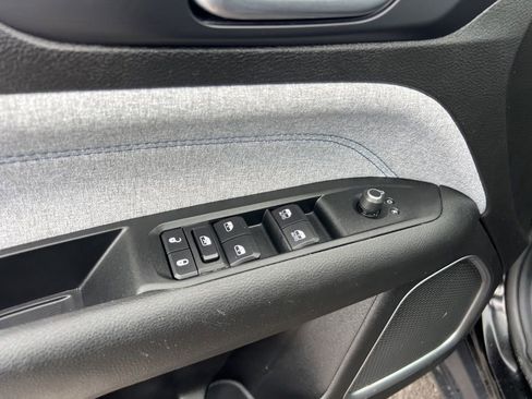 Used 2022 Jeep Compass Latitude AWD/4WD image 21