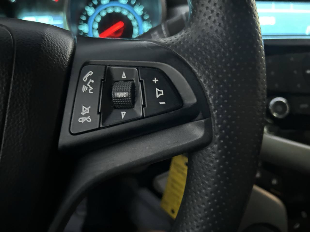 Used 2014 Chevrolet Cruze LS FWD image 18