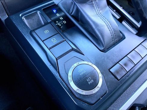 Used 2024 Toyota Tacoma SR5 image 32