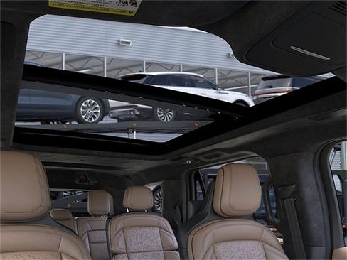 New 2026 Lincoln Navigator Black Label AWD/4WD image 22
