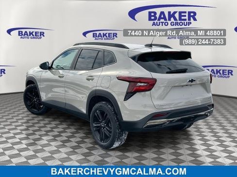 New 2026 Chevrolet Trax ACTIV w/ Sunroof Package image 3