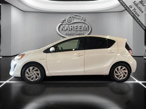 Used 2015 Toyota Prius C Three FWD image 8