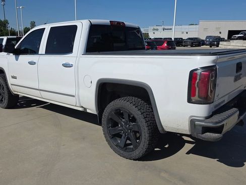 Used 2018 GMC Sierra 1500 SLT w/ Texas SLT Premium Package AWD/4WD image 3