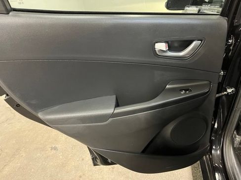 Used 2022 Hyundai Kona SEL w/ Convenience Package AWD/4WD image 16