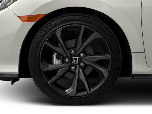 Used 2018 Honda Civic Sport image 11