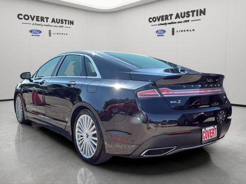 Used 2017 Lincoln MKZ Reserve w/ Luxury Package FWD image 3