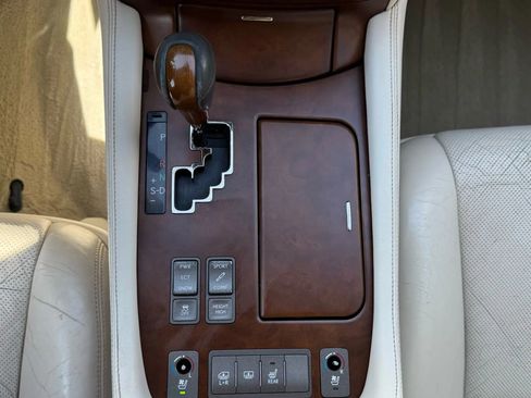 Used 2012 Lexus LS 460 L image 27