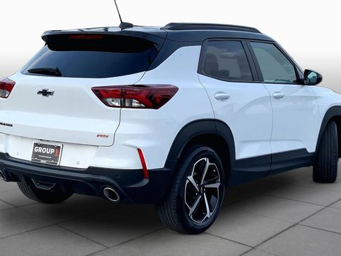 Used 2023 Chevrolet TrailBlazer RS w/ Sun and Liftgate Package FWD image 12