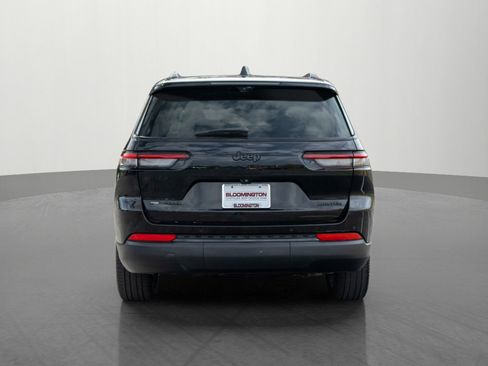 Used 2023 Jeep Grand Cherokee L Limited w/ Luxury Tech Group II image 6